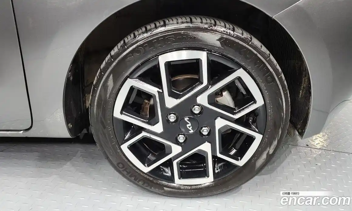 Kia Ray 2023 1.0 Автомат в Москве № 124208, фото 3