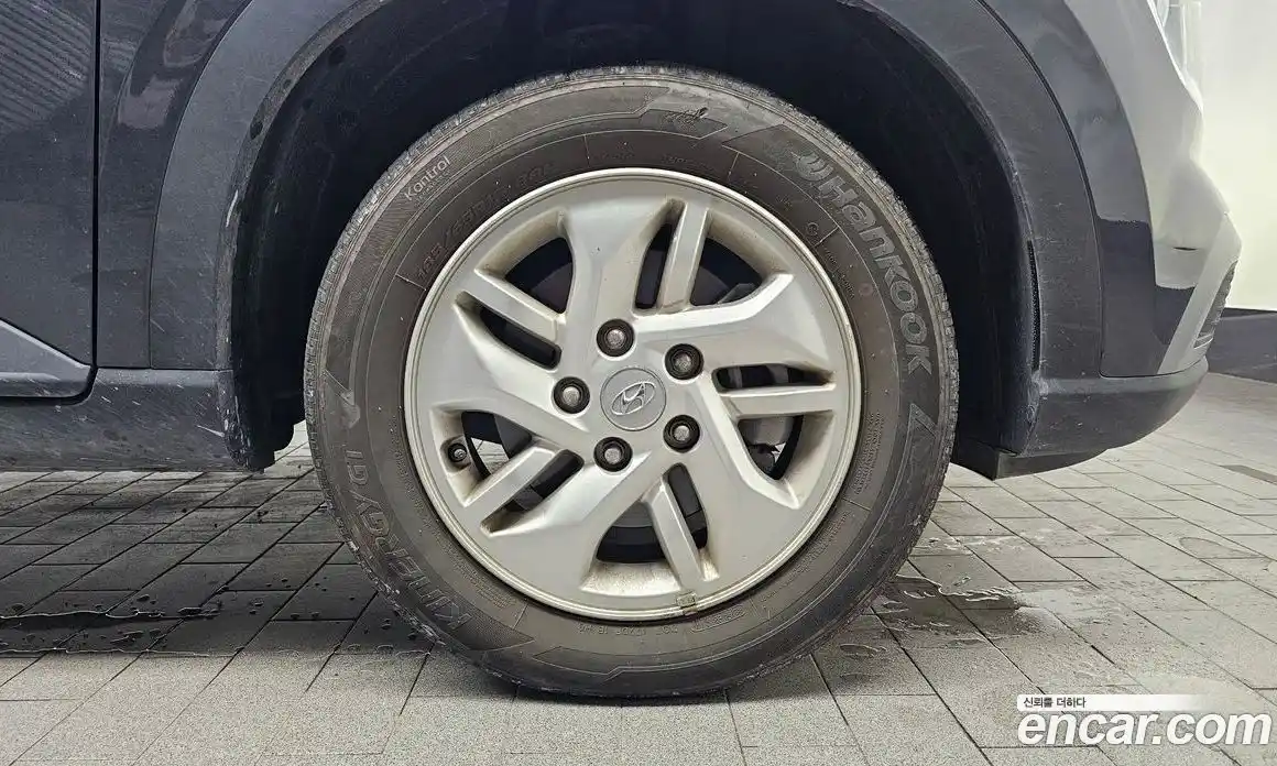 Hyundai Venue 2022 1.6 Автомат в Москве № 124375, фото 7