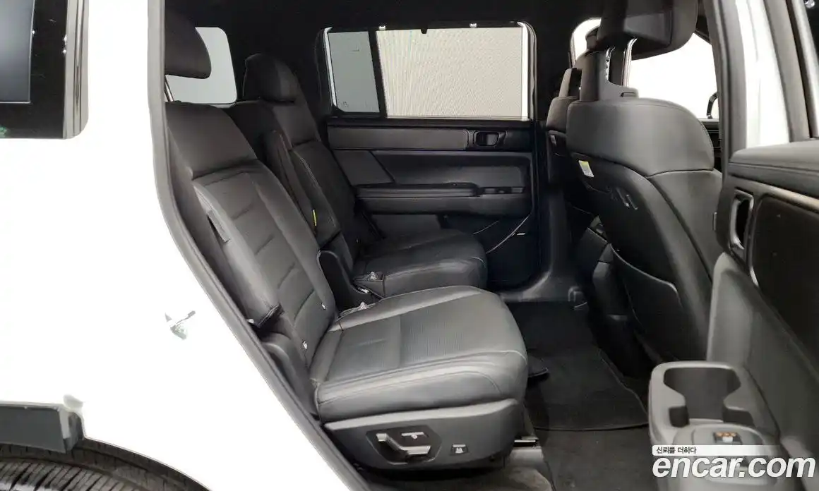 Hyundai Santa Fe 2024 2.5 Автомат в Москве № 124658, фото 16