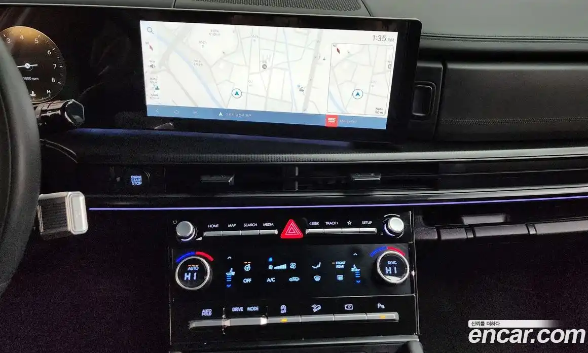 Hyundai Santa Fe 2024 2.5 Автомат в Москве № 124658, фото 10