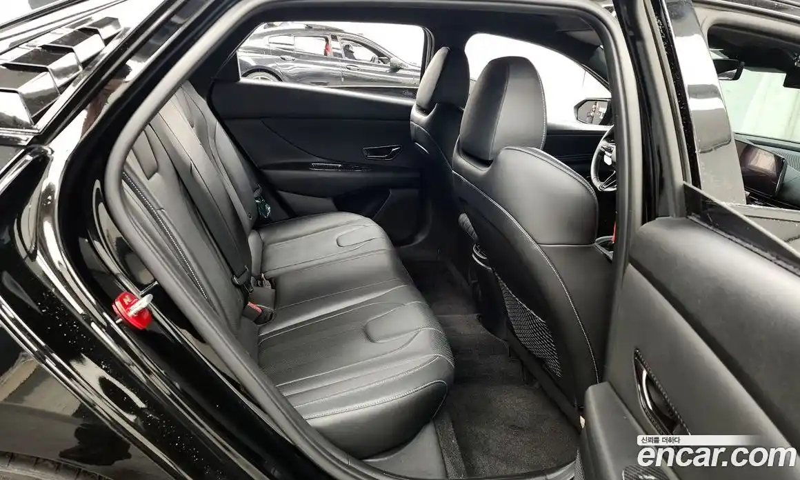 Hyundai Avante 2022 2.0 Автомат в Москве № 126121, фото 11