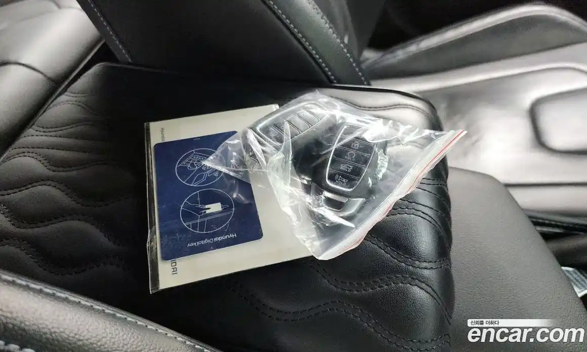 Hyundai Avante 2022 2.0 Автомат в Москве № 126121, фото 4