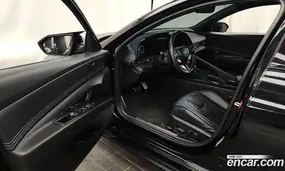 Hyundai Avante 2022 2.0 Автомат в Москве № 126121, миниатюра 10