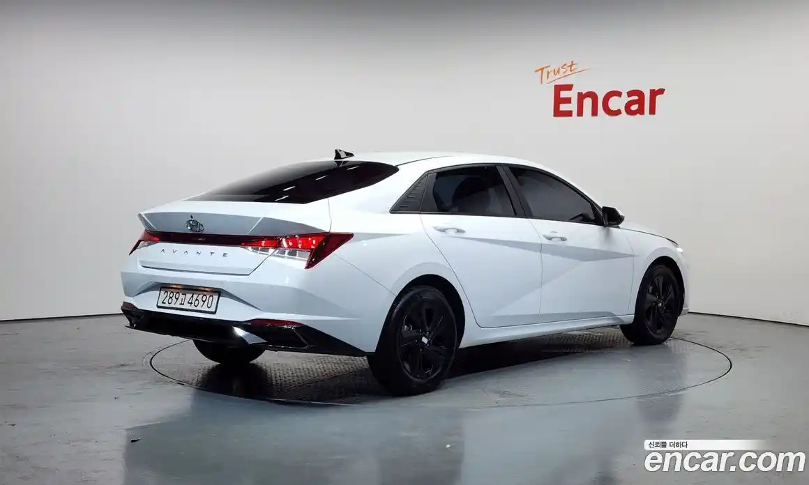 Hyundai Avante 2023 1.6 Автомат в Москве № 127715, фото 13