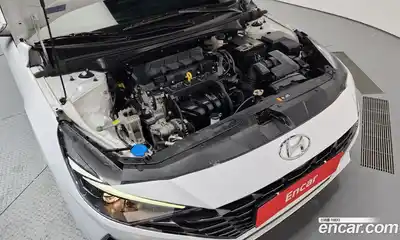 Hyundai Avante 2023 1.6 Автомат в Москве № 127715, миниатюра 5