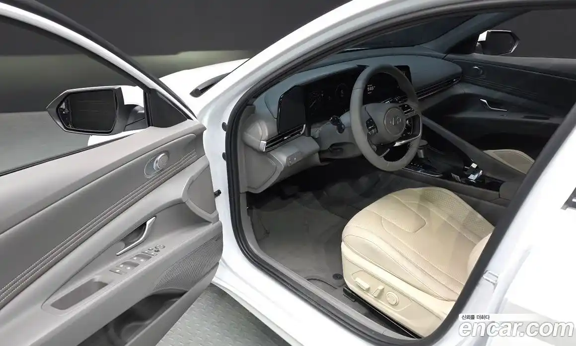 Hyundai Avante 2026 1.6 Автомат в Москве № 129817, фото 9