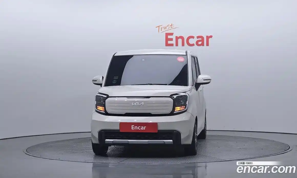 Kia Ray 2023 1.0 Автомат в Москве № 131792, фото 6