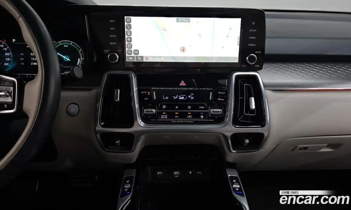 Kia Sorento 2023 1.6 Автомат в Москве № 131907, фото 3