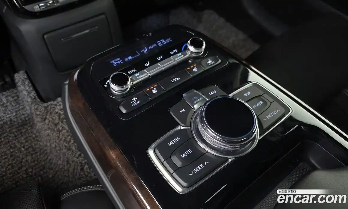 Genesis EQ900 2016 3.8 Автомат в Москве № 135968, фото 10