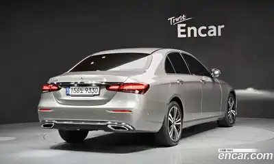 Mercedes-Benz E-Class 2021 2.0 Автомат в Москве № 139342, миниатюра 12