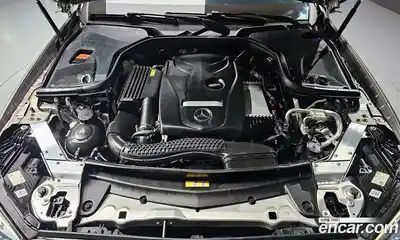 Mercedes-Benz E-Class 2021 2.0 Автомат в Москве № 139342, миниатюра 3