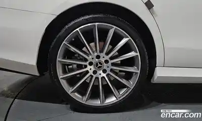 Mercedes-Benz E-Class 2022 2.0 Автомат в Москве № 142330, миниатюра 9