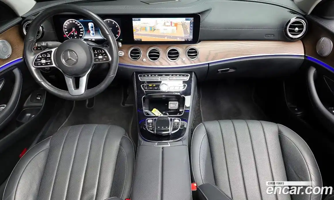 Mercedes-Benz E-Class 2020 2.0 Автомат в Москве № 143573, фото 12