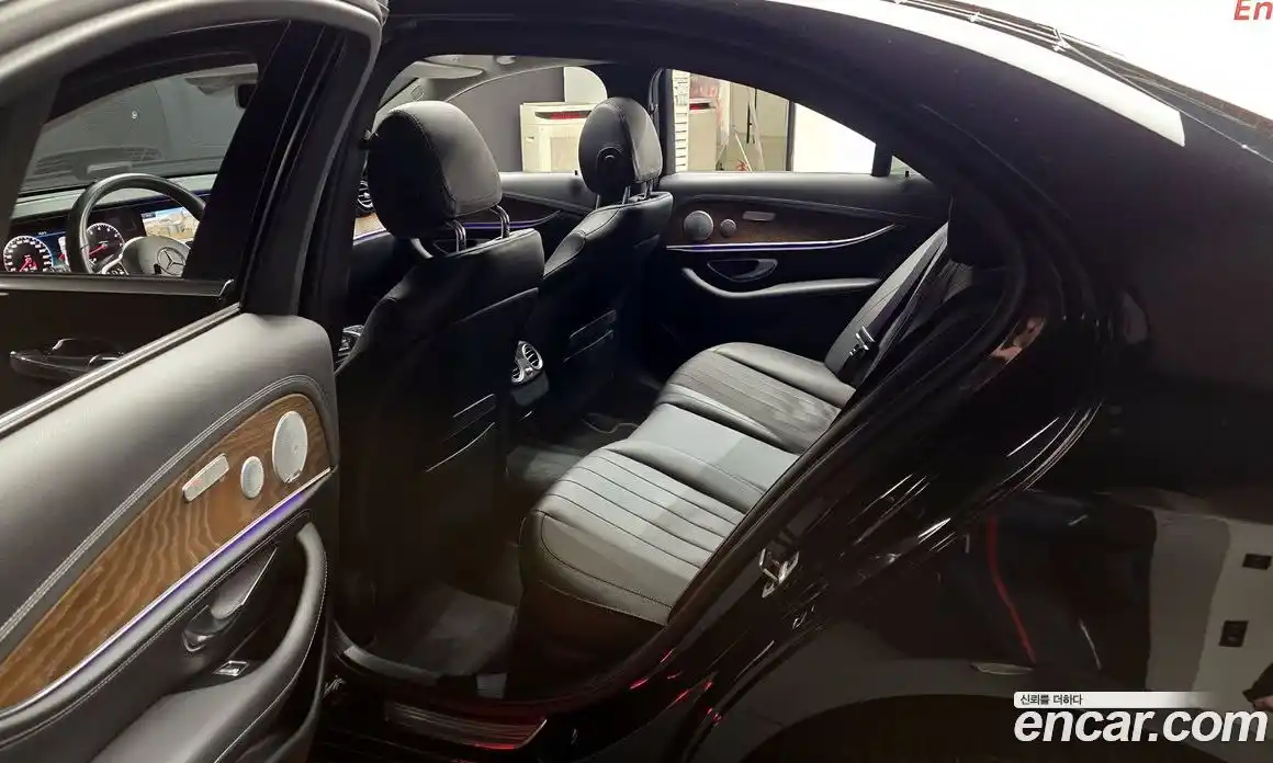 Mercedes-Benz E-Class 2020 2.0 Автомат в Москве № 143573, фото 13