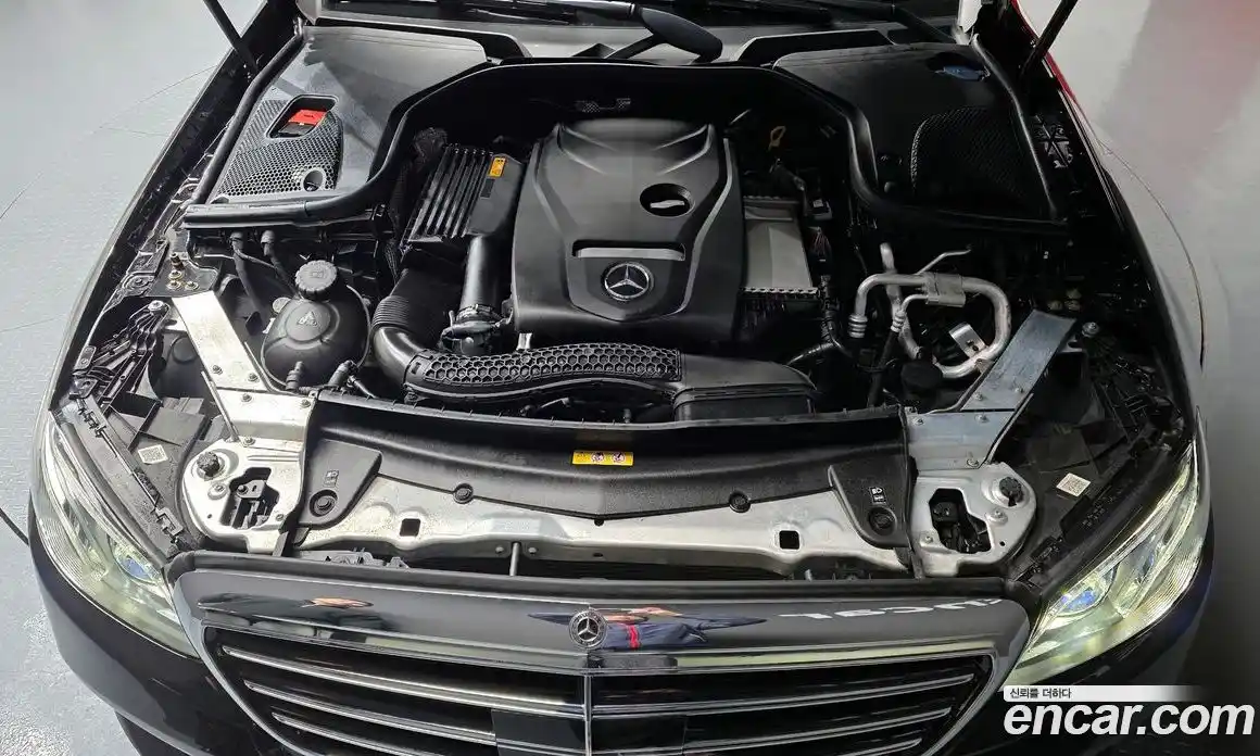 Mercedes-Benz E-Class 2020 2.0 Автомат в Москве № 143573, фото 16