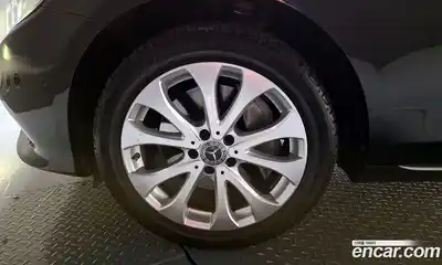 Mercedes-Benz E-Class 2020 2.0 Автомат в Москве № 143573, миниатюра 2