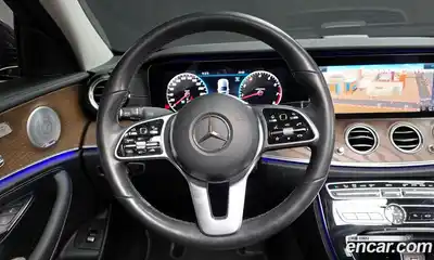 Mercedes-Benz E-Class 2020 2.0 Автомат в Москве № 143573, миниатюра 6