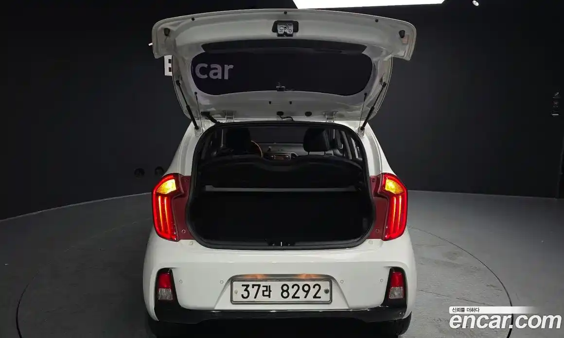 Kia Morning 2016 1.0 Автомат в Москве № 15407, фото 13