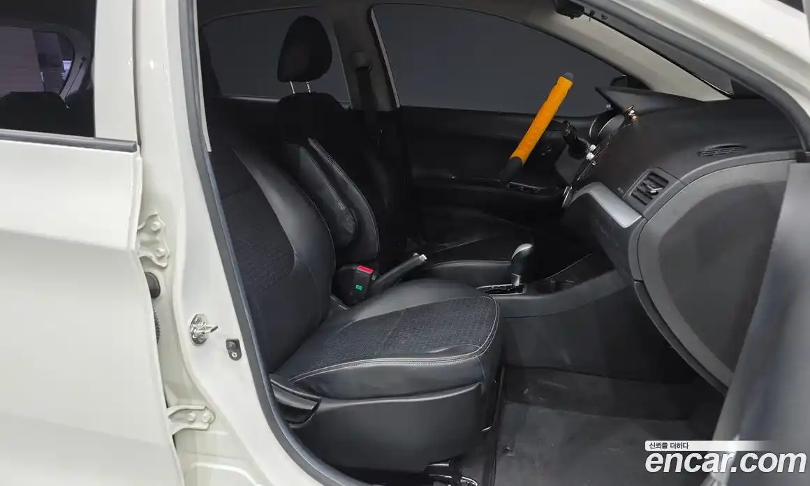 Kia Morning 2016 1.0 Автомат в Москве № 15407, фото 4