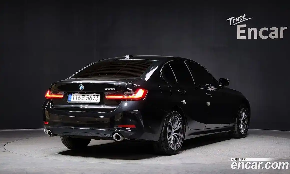 BMW 3-Series 2023 2.0 Автомат в Москве № 154652, фото 17