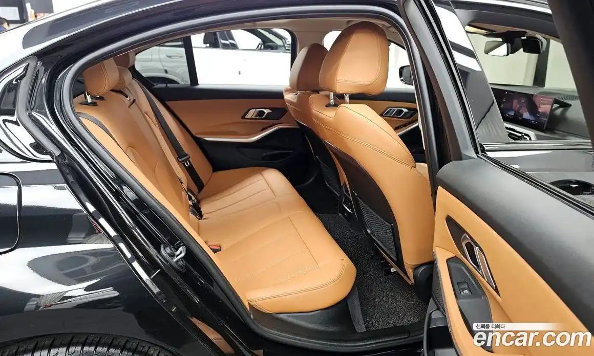 BMW 3-Series 2023 2.0 Автомат в Москве № 154652, фото 4