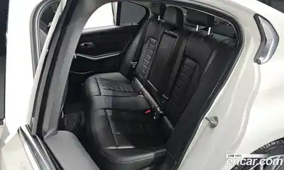 BMW 3-Series 2020 2.0 Автомат в Москве № 157537, миниатюра 7