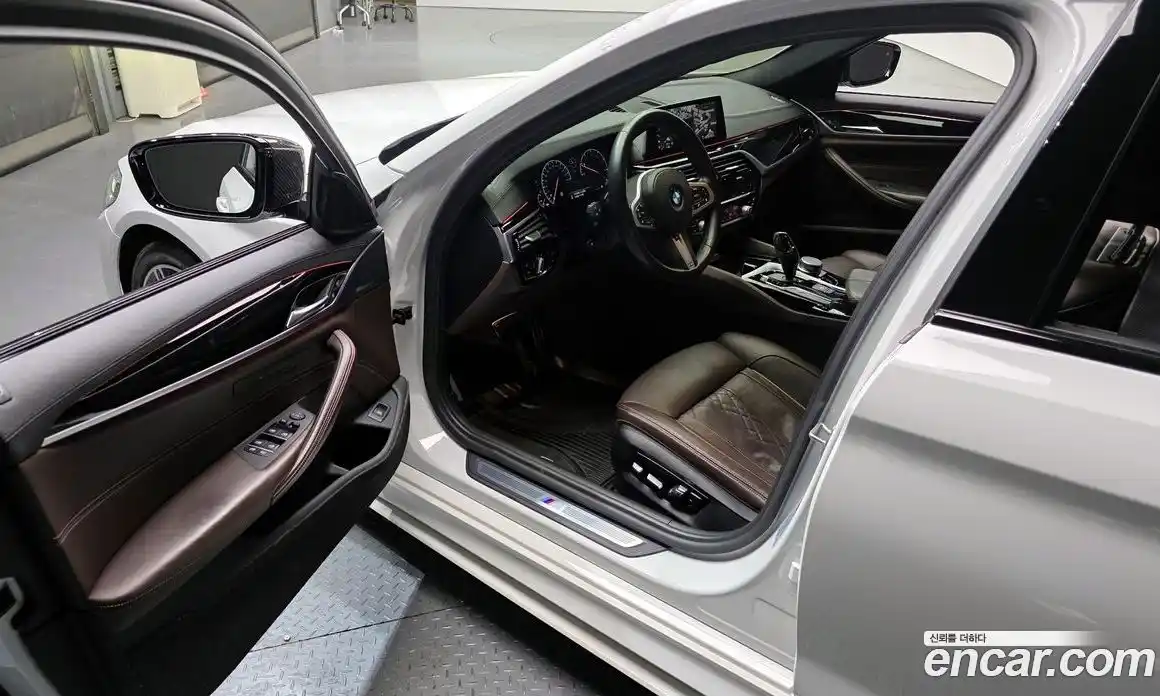 BMW 5-Series 2019 2.0 Автомат в Москве № 157786, фото 3