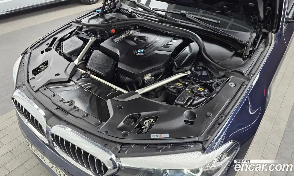 BMW 5-Series 2019 2.0 Автомат в Москве № 158211, фото 1