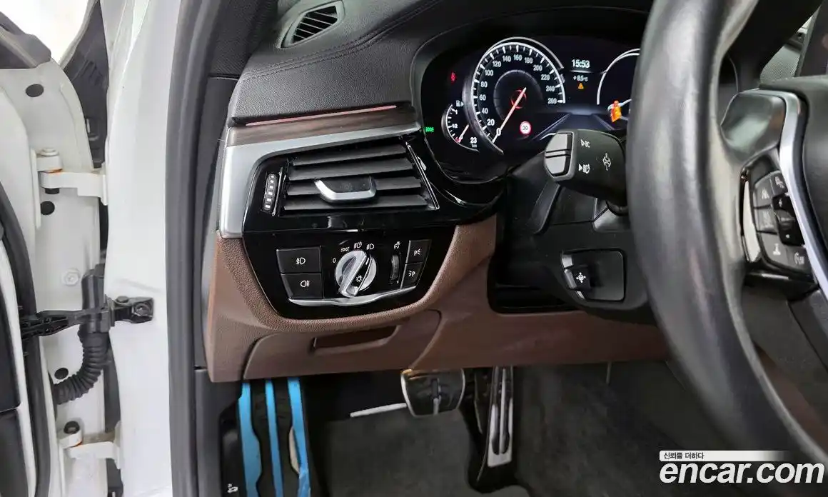 BMW 5-Series 2018 2.0 Автомат в Москве № 159145, фото 20