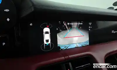 Porsche Taycan 2021 0.1 Автомат в Москве № 165344, миниатюра 9