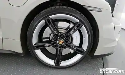 Porsche Taycan 2021 0.1 Автомат в Москве № 165350, миниатюра 11