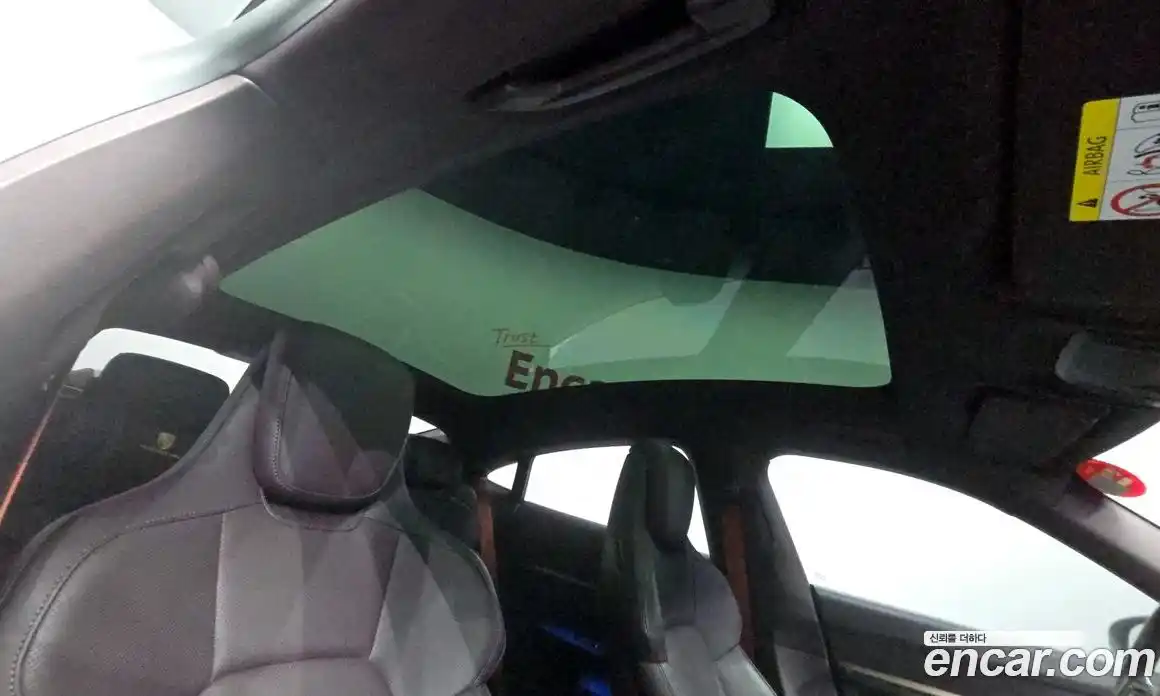 Porsche Taycan 2021 0.1 Автомат в Москве № 165350, фото 6