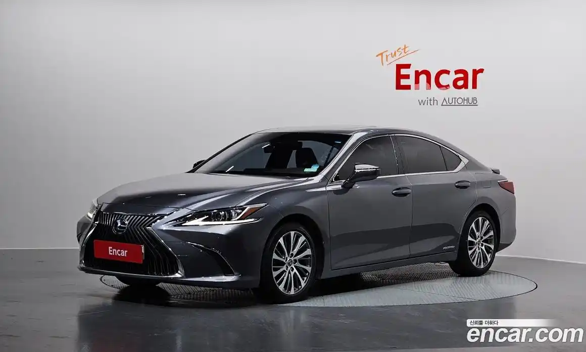 Lexus ES 2019 2.5 Автомат в Москве № 168193, фото 14