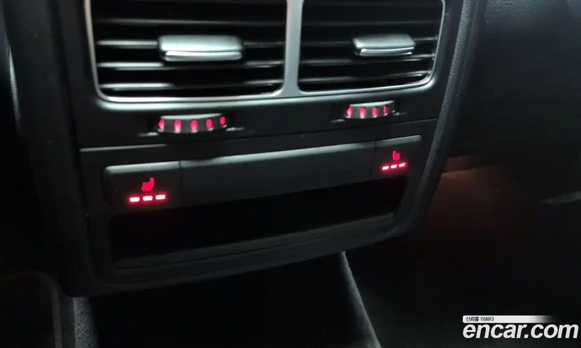 Volkswagen Touareg 2013 3.0 Автомат в Москве № 169103, фото 19