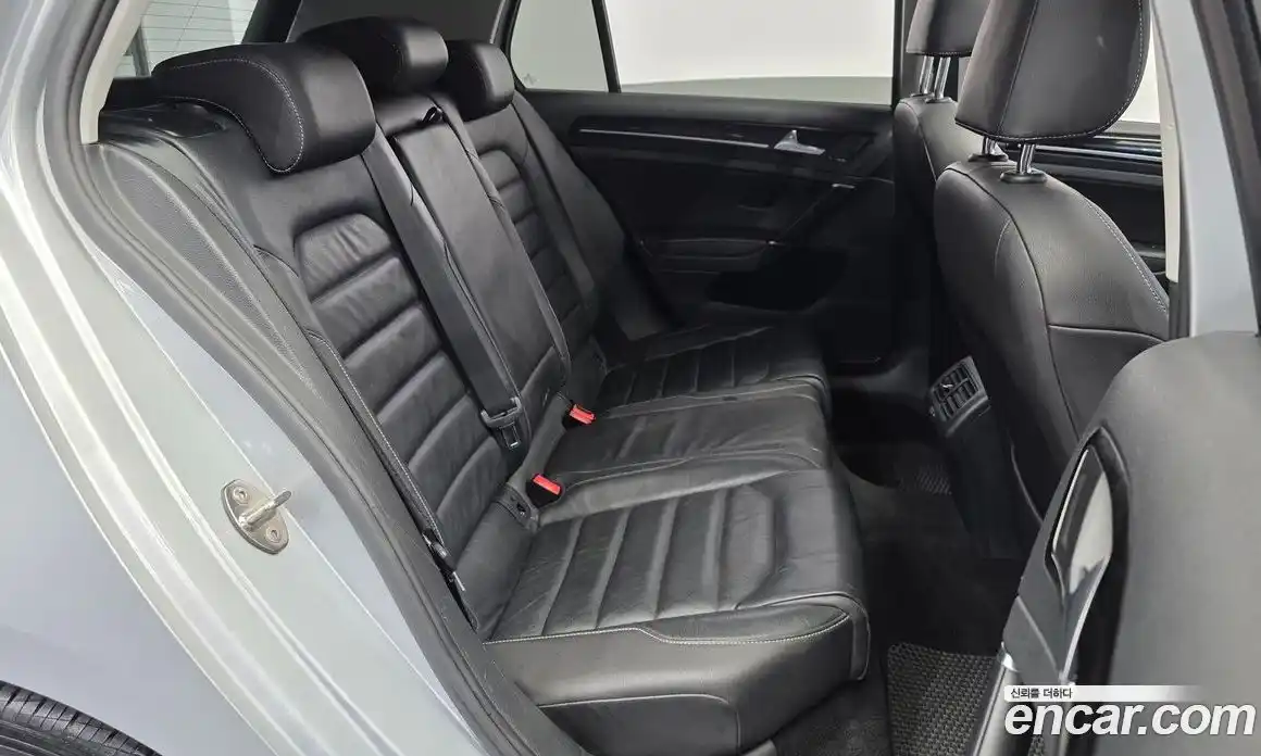 Volkswagen Golf 2016 1.4 Автомат в Москве № 169108, фото 11