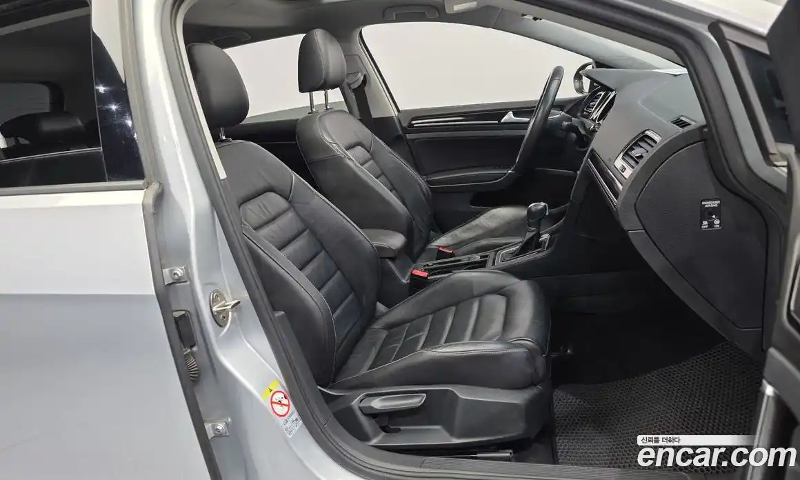 Volkswagen Golf 2016 1.4 Автомат в Москве № 169108, фото 20