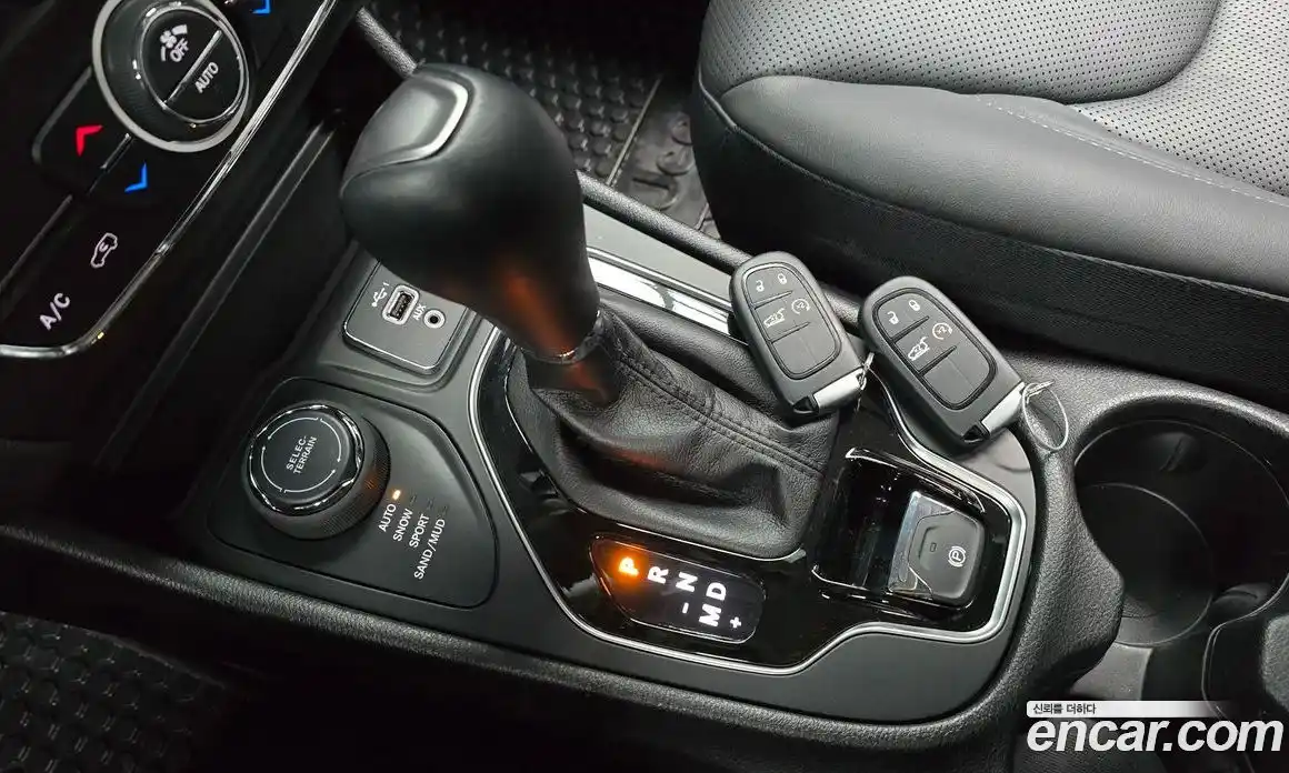 Jeep Cherokee 2021 3.2 Автомат в Москве № 169406, фото 16