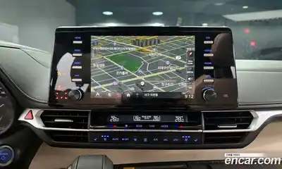 Toyota Sienna 2021 2.5 Автомат в Москве № 170229, миниатюра 3