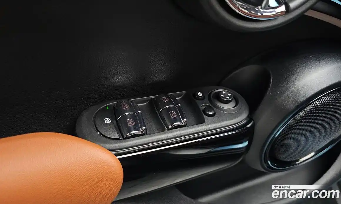 Mini Cooper 2024 2.0 Автомат в Москве № 176765, фото 14