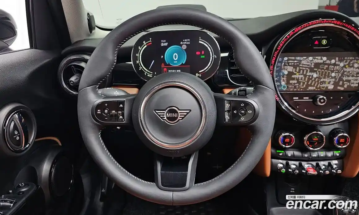 Mini Cooper 2024 2.0 Автомат в Москве № 176765, фото 18