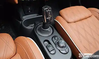 Mini Cooper 2024 2.0 Автомат в Москве № 176765, миниатюра 8