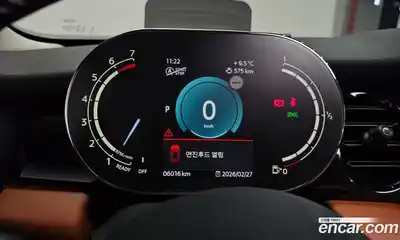 Mini Cooper 2024 2.0 Автомат в Москве № 176765, миниатюра 9