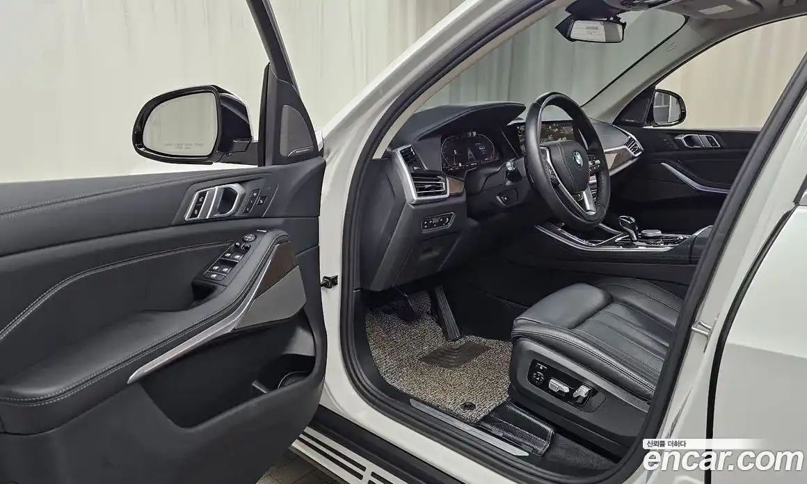 BMW X5 2021 3.0 Автомат в Москве № 187866, фото 3