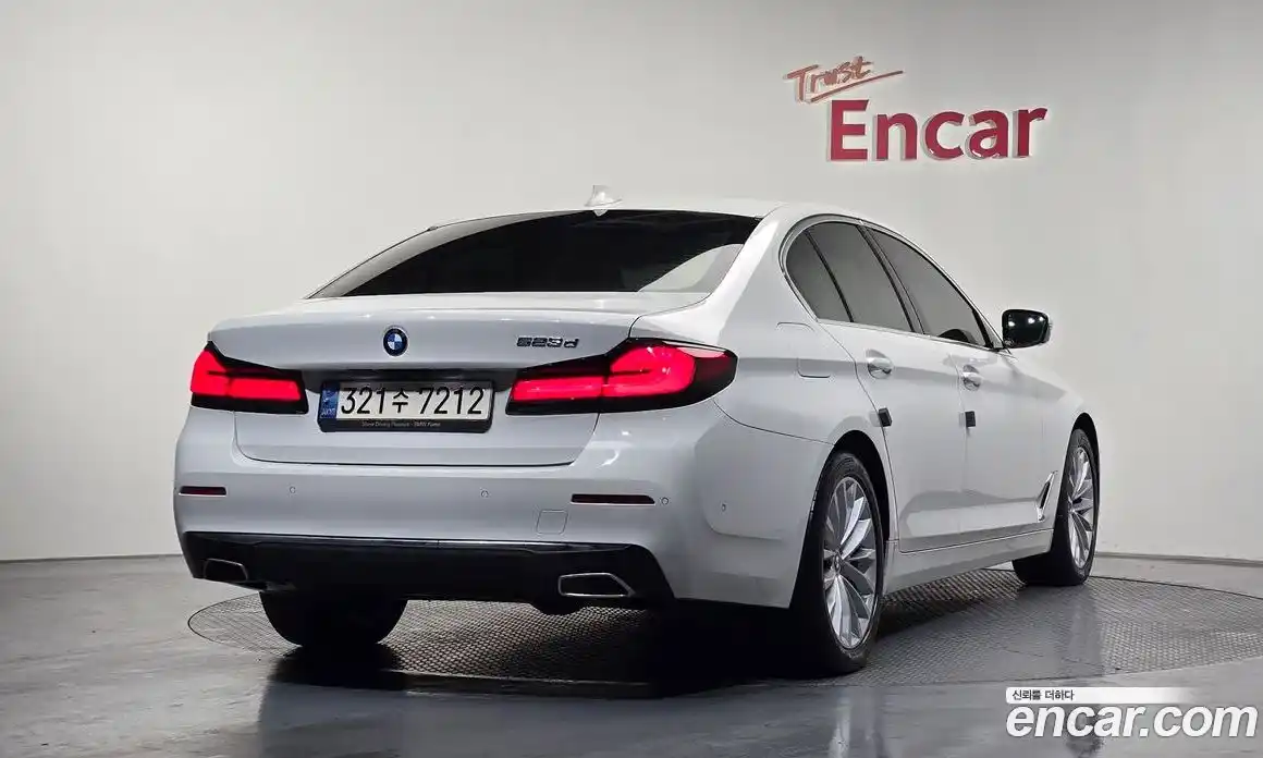 BMW 5-Series 2021 2.0 Автомат в Москве № 190173, фото 2