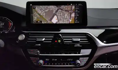 BMW 5-Series 2021 2.0 Автомат в Москве № 190173, миниатюра 3