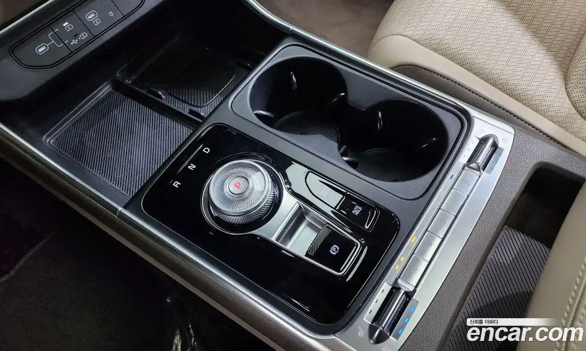 Kia Canival 2025 3.5 Автомат в Москве № 190358, фото 18