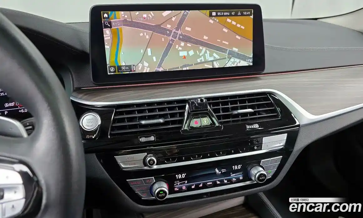 BMW 5-Series 2022 2.0 Автомат в Москве № 191822, фото 13