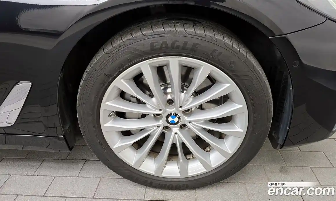 BMW 5-Series 2022 2.0 Автомат в Москве № 191822, фото 2