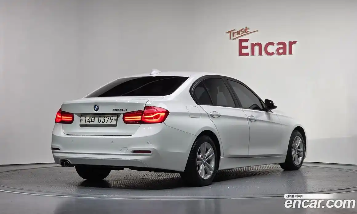 BMW 3-Series 2016 2.0 Автомат в Москве № 193109, фото 9