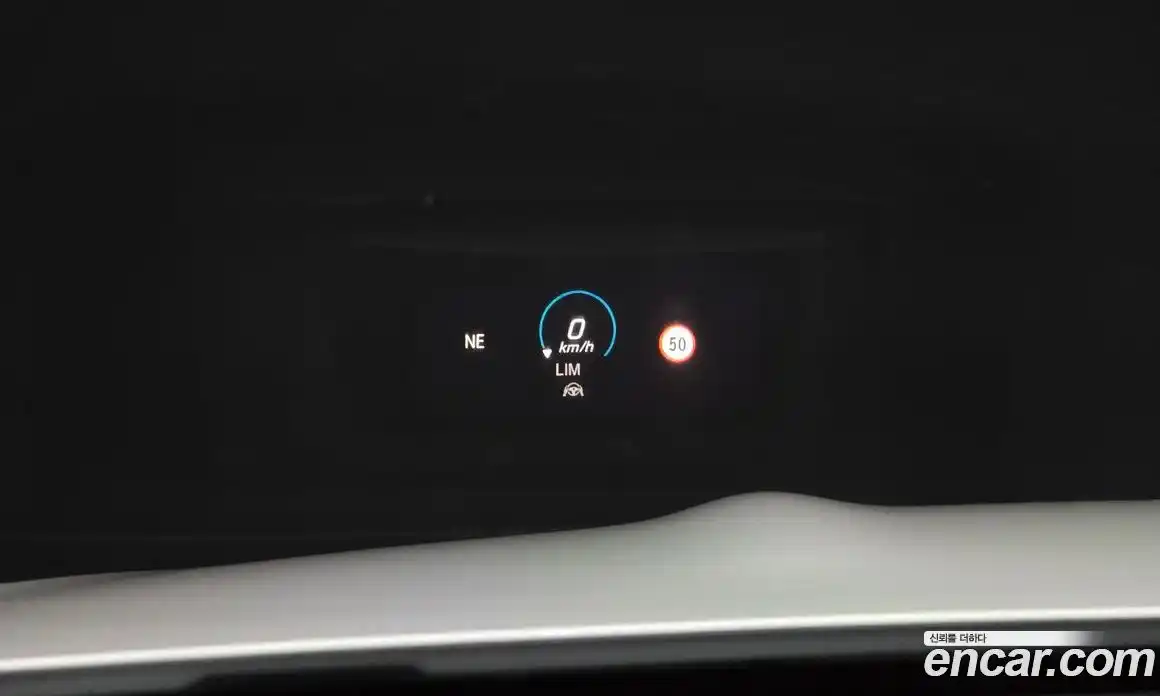 Mercedes-Benz E-Class 2023 2.0 Автомат в Москве № 194139, фото 9